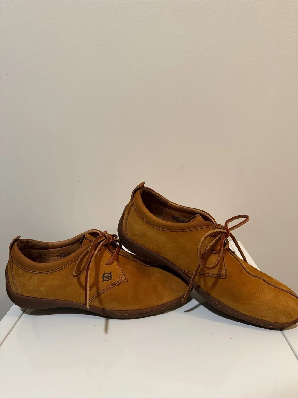 Born Sahara W1244 Brown Nubuck Leather Driving Oxford Moccasins